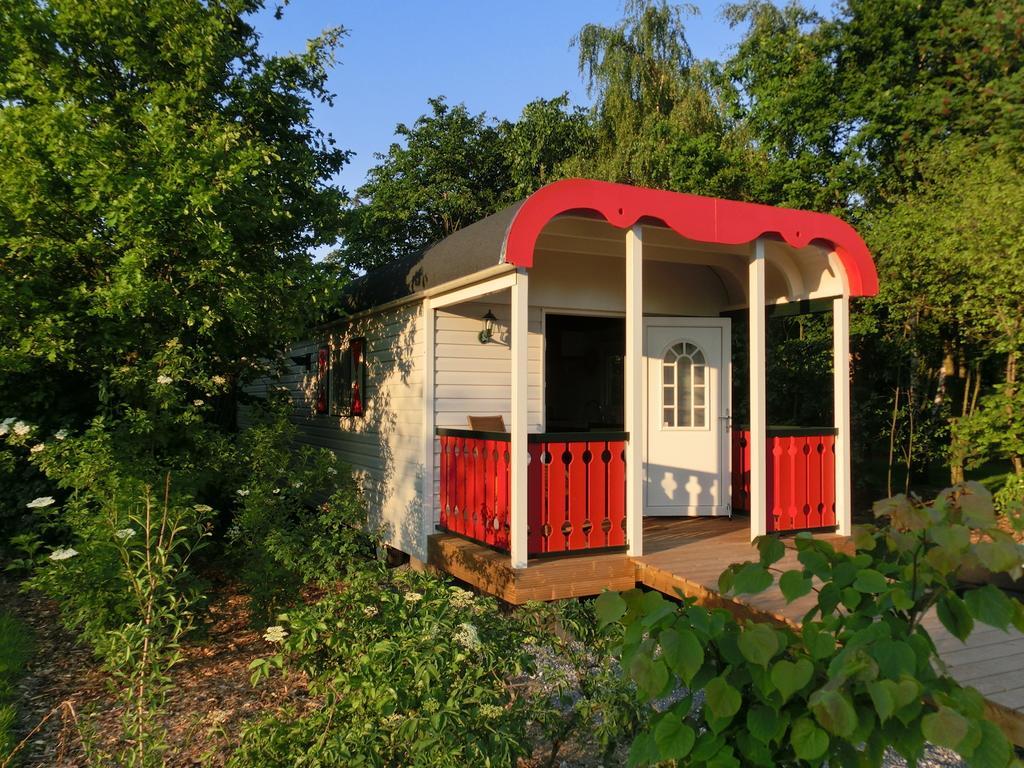 Pipowagen Camping Puur Genieten Bed & Breakfast Someren Room photo